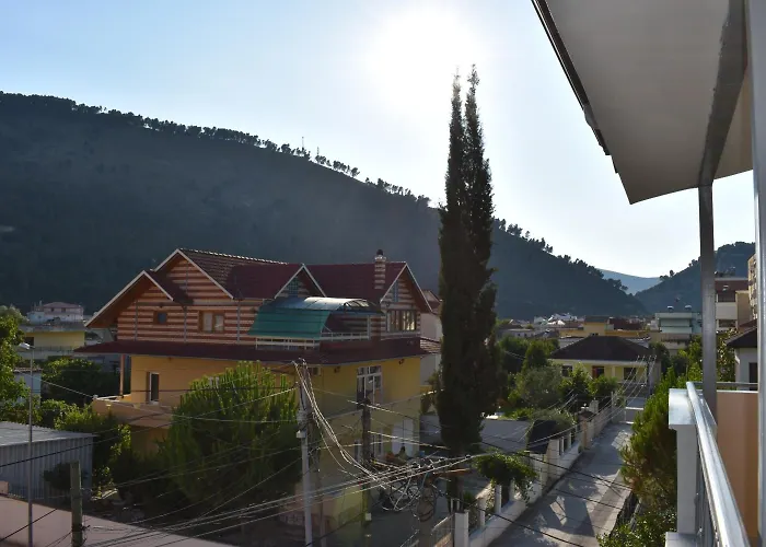 Nino Hotel