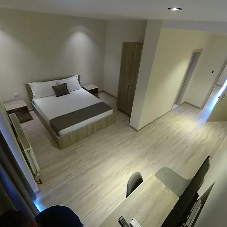 Hotell Nino Berat